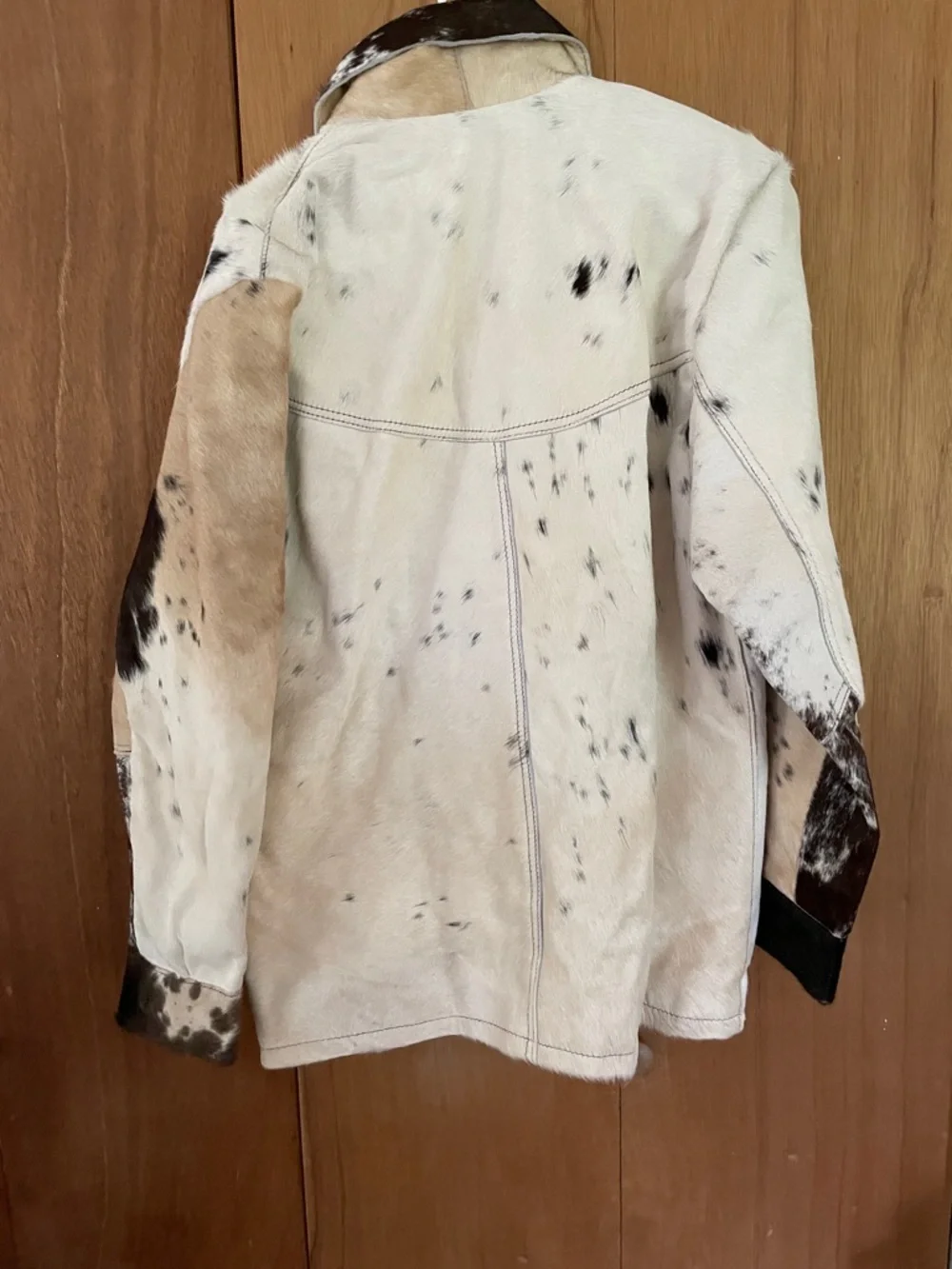 Genuine Leather Cowhide Jacket with Brown and White Spotting - Picture 6 of 10